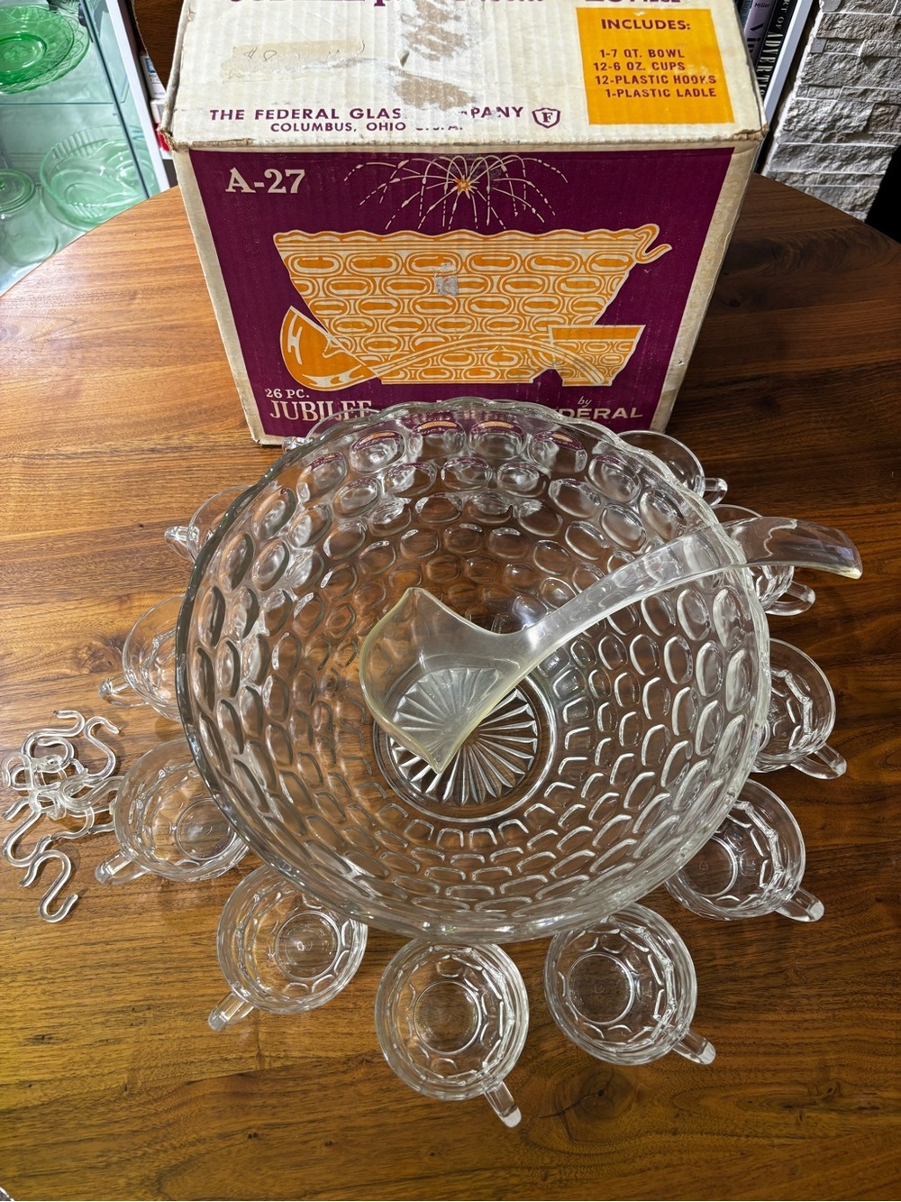 Federal Glass vintage 25-piece Jubilee punch bowl set